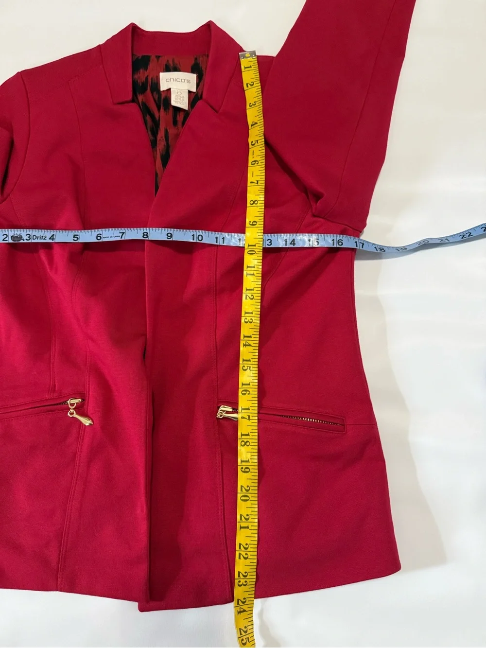Chico's Red Open-Front Ponte fold accents  Blazer in size Small (0)